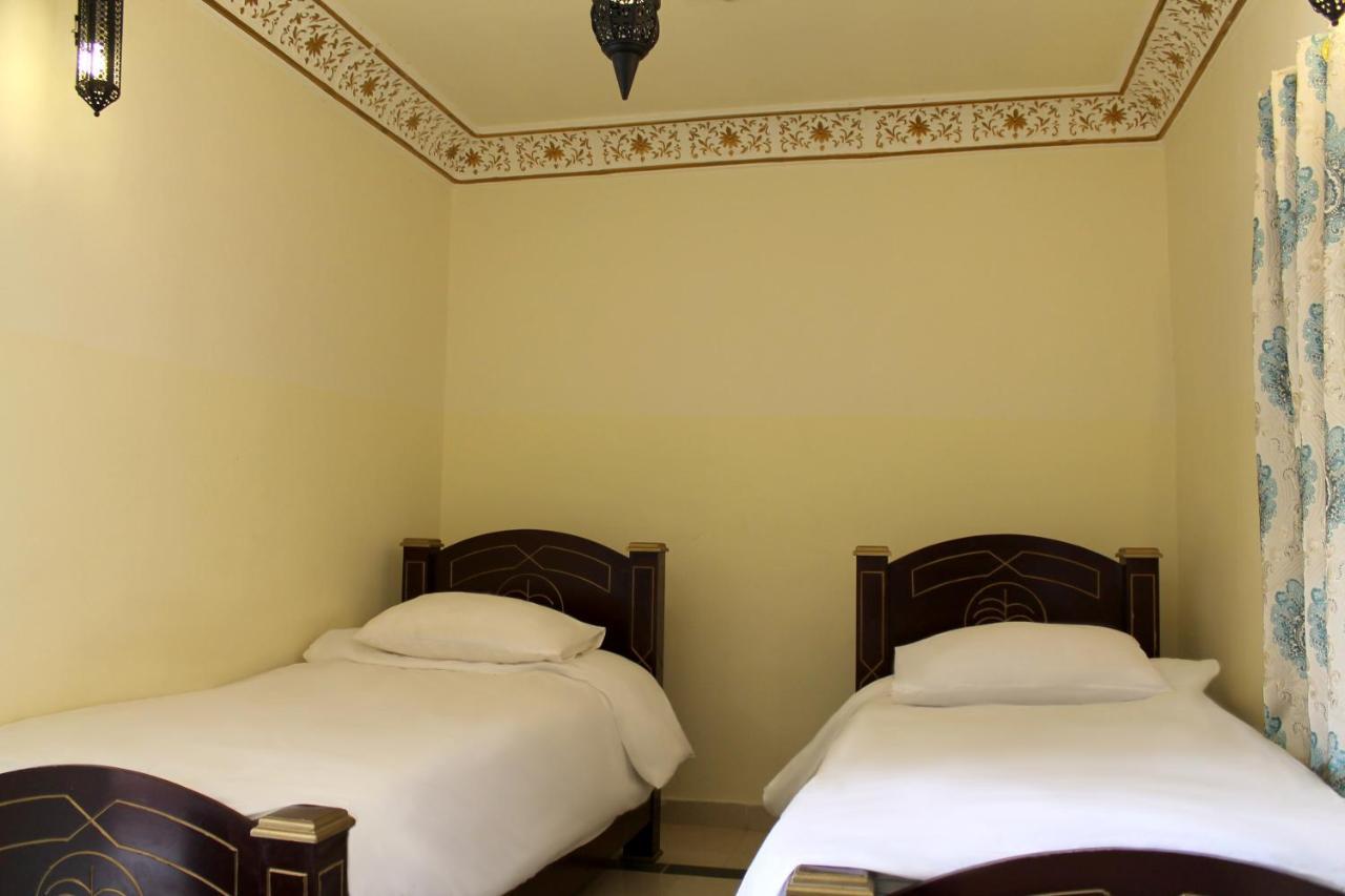 Golden Palm Oasis Camping *