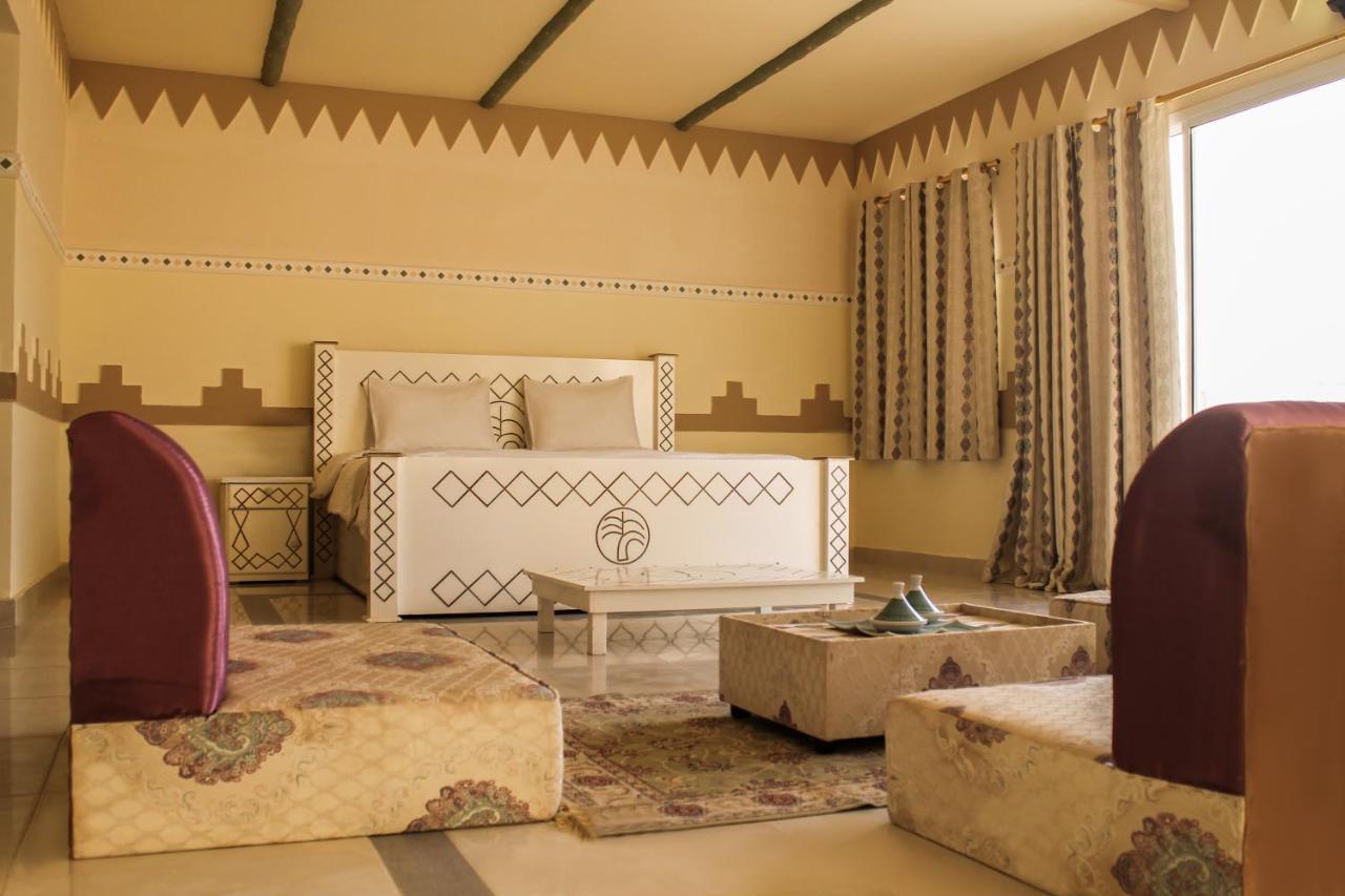 Golden Palm Oasis Fulayj al Masha'ikh