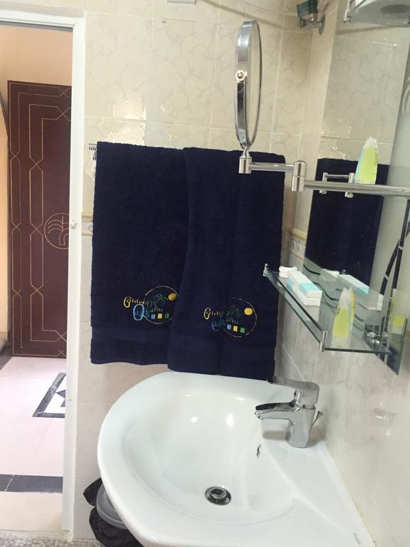Golden Palm Oasis * Fulayj al Masha'ikh